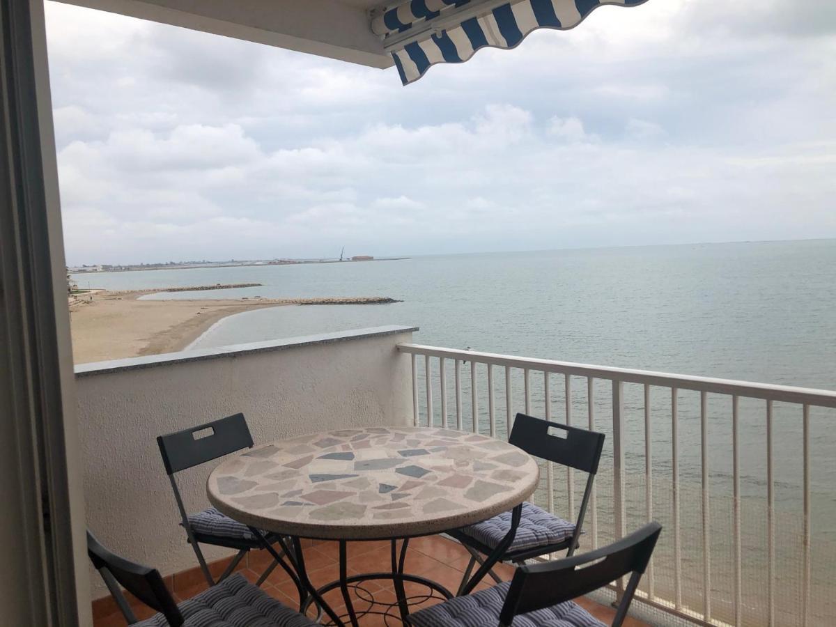 Apartamento En Primera Linea De Mar Sant Carlos de la Ràpita Esterno foto
